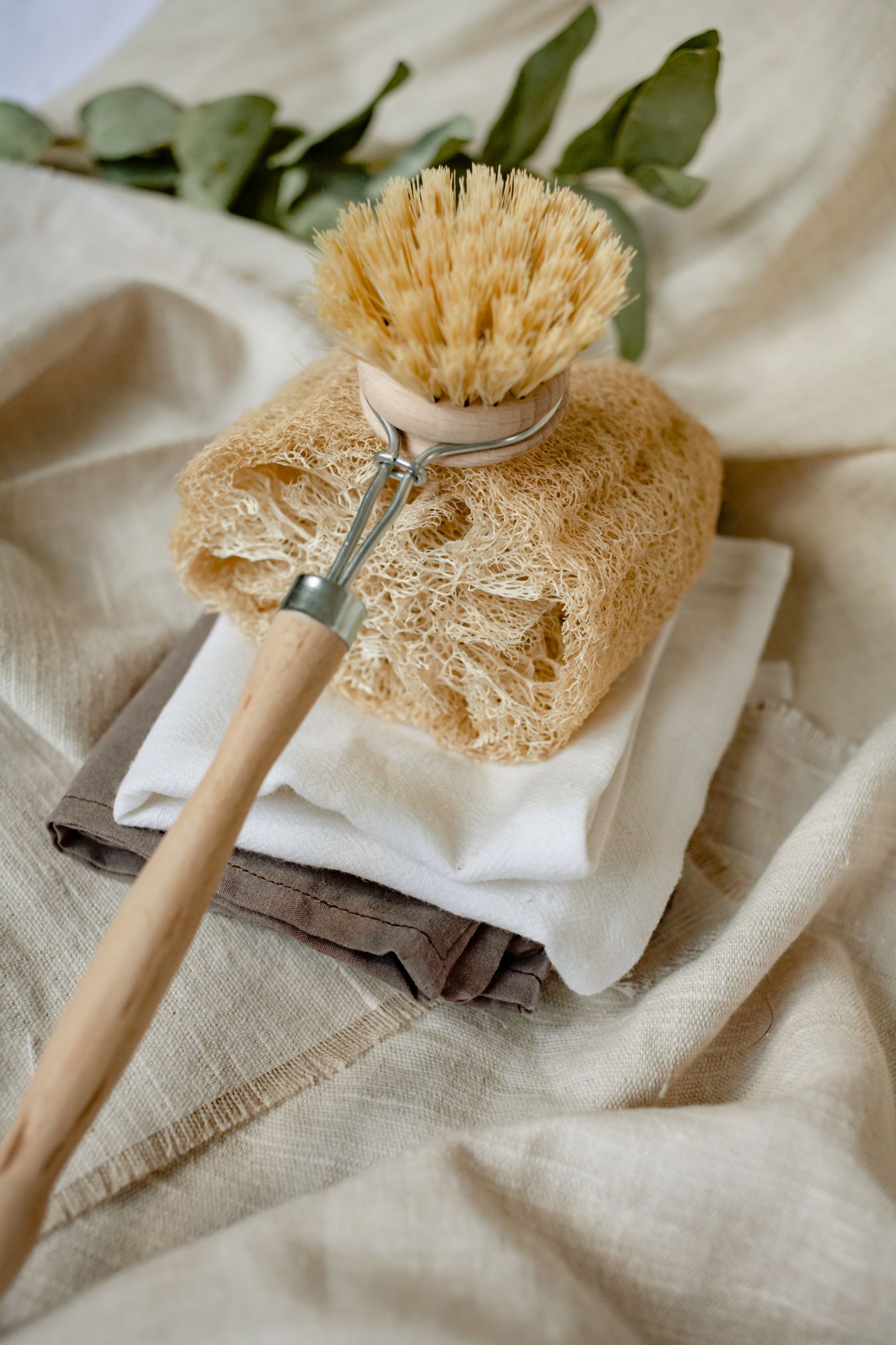 Natural Loofah Body Scrubber - Image 3
